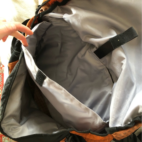 L.L. Bean messenger bag in orange - Picture 8 of 11